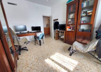 Camera da letto - Appartamento via Varese, Anzio - foto 37