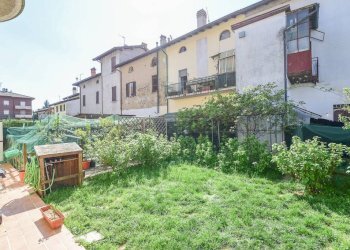 Giardino - Trilocale via Borromeo, 13, Casatenovo - foto 3