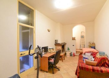 Camera da letto - Trilocale via Borromeo, 13, Casatenovo - foto 28