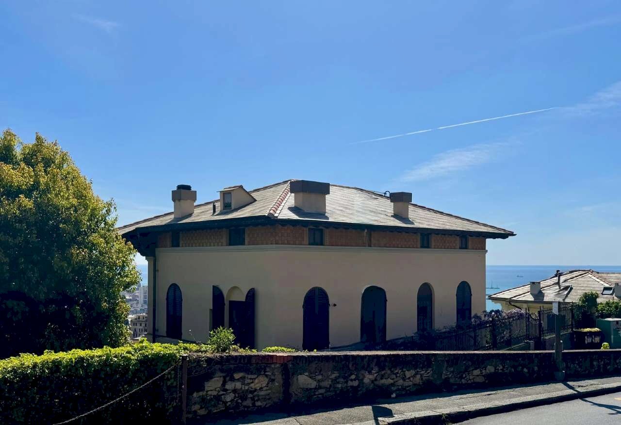 mansarda in vendita contesto signorile genova cast - Quadrilocale via Piaggio, Genova (zona Castelletto) - foto 2