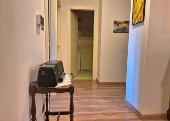 Disimpegno - Appartamento corso Francia, 6, Cuneo (zona Donatello) - foto 11