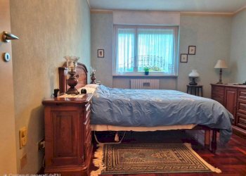 Camera da letto - Appartamento corso Francia, 6, Cuneo (zona Donatello) - foto 16