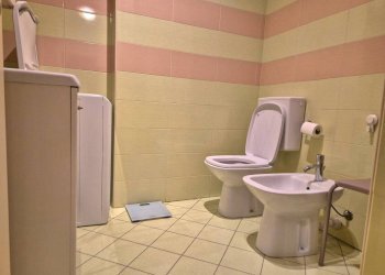 Bagno - Appartamento corso Francia, 6, Cuneo (zona Donatello) - foto 18