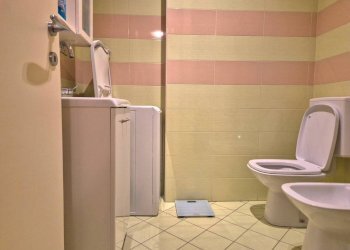 Bagno - Appartamento corso Francia, 6, Cuneo (zona Donatello) - foto 19