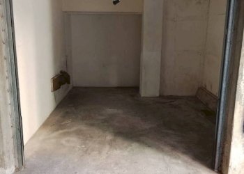 Box auto - Magazzino via Fratelli Bandiera, frazione San Massimo, Rapallo - foto 3