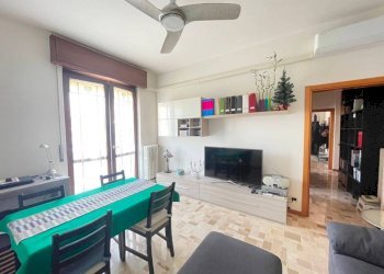 Salone - Bilocale via Roma, 6, Carnate - foto 4