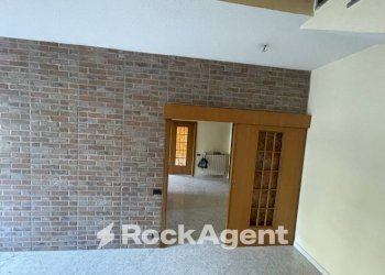 Interno palazzo - Appartamento via Napoli Achille, 9, Salerno - foto 6