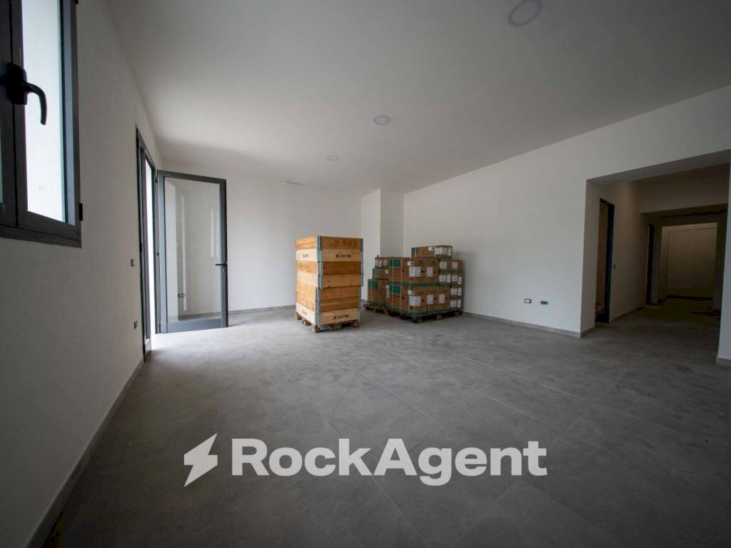 Stanza non arredata - Shed strada 1, 85, Sassari - photo 3