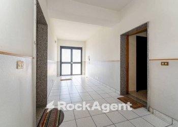 Interno palazzo - Quadrilocale via Pantelleria, 20, Belpasso - foto 21