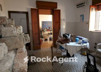 Salone - Appartamento via Fratelli Cervi, 26, Melissano - foto 19