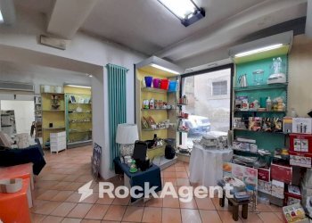 Interno non residenziale - Negozio via Roma, 23, Acquapendente - foto 8