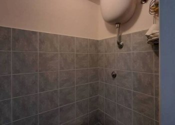 Bagno - Negozio via Roma, 23, Acquapendente - foto 12