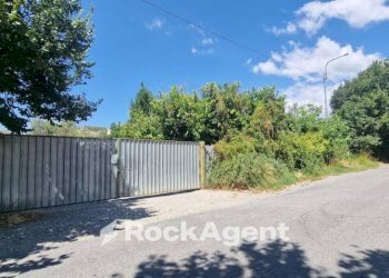 Zona - Building land via Conti di Loritello, Catanzaro - photo 4