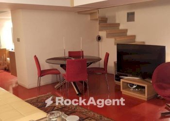 Salone - Two-room apartment vico del Vasto a Chiaia, Napoli (neighborhood Chiaia) - photo 2