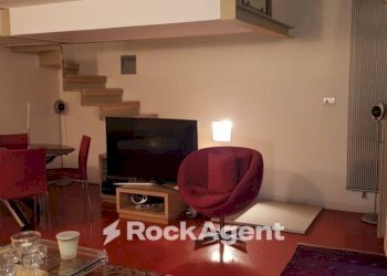 Studio - Two-room apartment vico del Vasto a Chiaia, Napoli (neighborhood Chiaia) - photo 3
