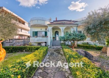 Giardino - Villa via Palma, 332, Striano - foto 1