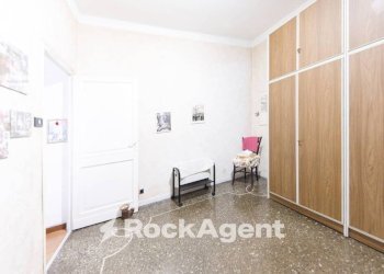 Camera da letto - Appartamento via Carlo Rolando, 31, Genova (zona Sampierdarena) - foto 13