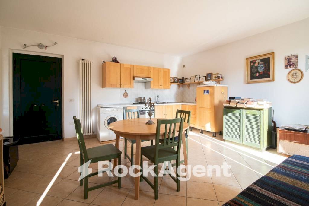 Salone - Two-room apartment via degli ulivi, 57, San Costanzo - photo 2