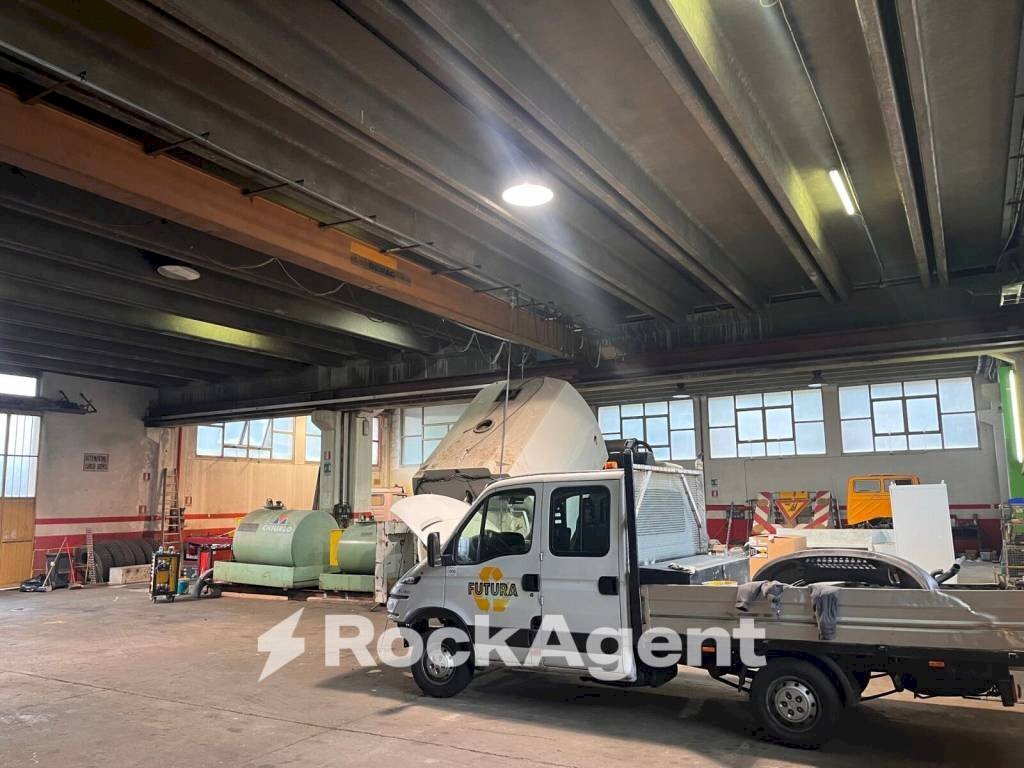 Interno non residenziale - Shed via Emilio Vecchia 102, Varazze - photo 3