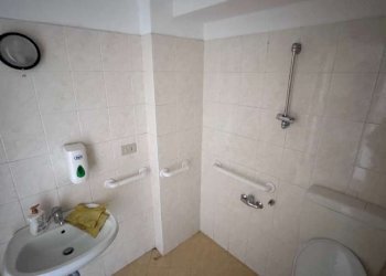 bagno disabili - Commercial Premises via Zanardi, Bologna (neighborhood Lame) - photo 24