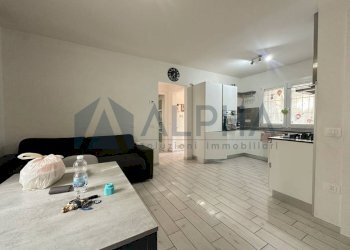 Salone - Appartamento via Giuseppe Garibaldi, Ravenna (zona Marina di Ravenna) - foto 2