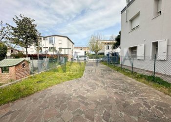 Zona - Appartamento via Giuseppe Garibaldi, Ravenna (zona Marina di Ravenna) - foto 12