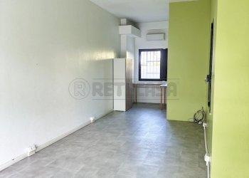 IMG_0577.JPEG - Locale Commerciale Viale Riviera Berica 650, Vicenza - foto 2