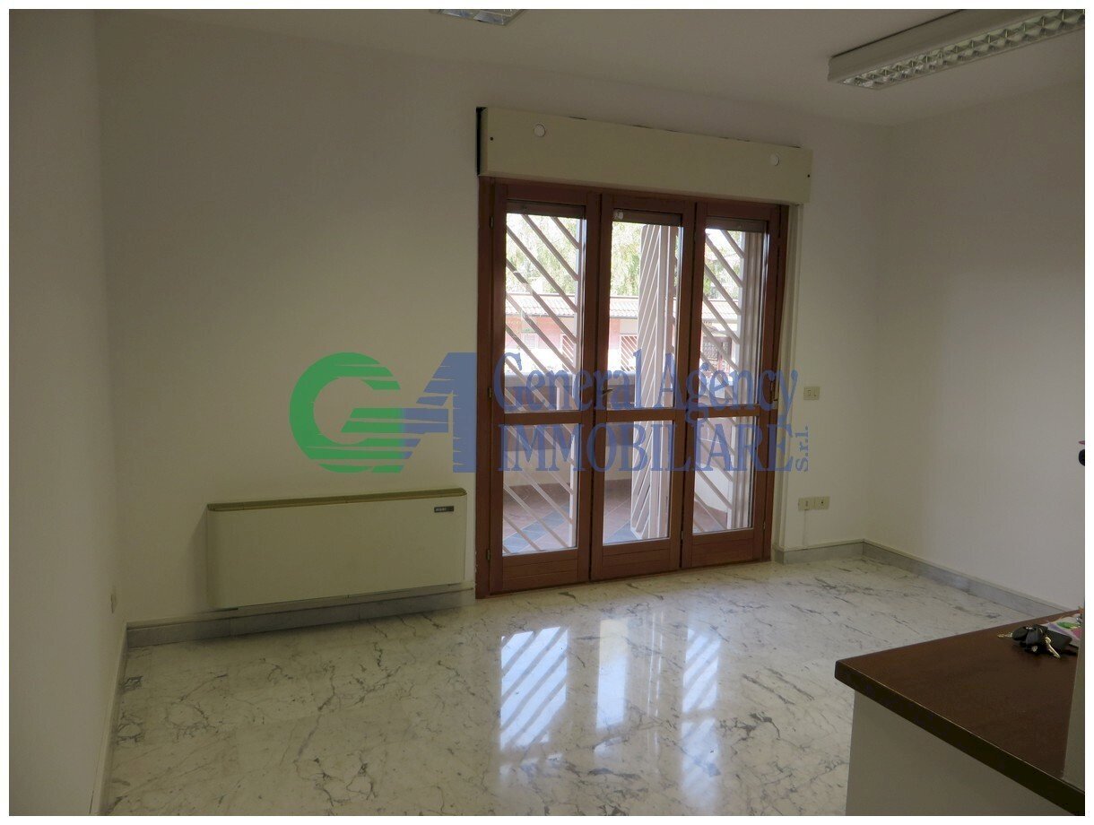 IMG_3876.jpg - Ufficio VIA ANDREA MILLEVOI, Roma (zona Cecchignola) - foto 2