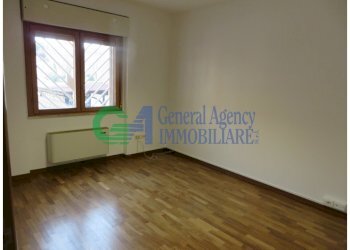 IMG_3869.jpg - Ufficio VIA ANDREA MILLEVOI, Roma (zona Cecchignola) - foto 3