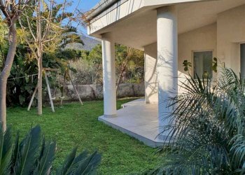 WhatsApp Image 2021-02-26 at 11.00.44.jpeg - Villa Viale dell'Olimpo 49, Palermo - foto 5