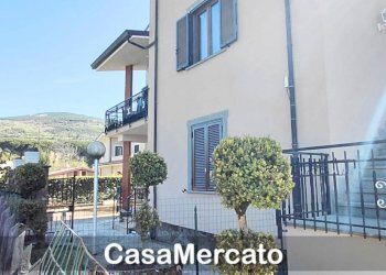 3.jpg - Appartamento Viale dei Pini, Monte Compatri - foto 2