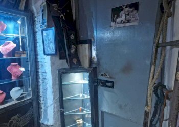 interni - Magazzino Vicolo del Bologna 14, Roma (zona Trastevere) - foto 3