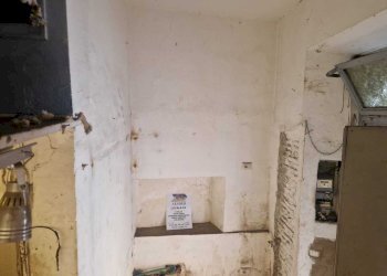 Interno - Magazzino Vicolo del Bologna 14, Roma (zona Trastevere) - foto 12