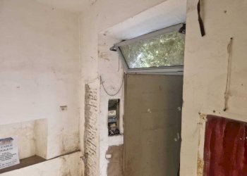 Interno - Magazzino Vicolo del Bologna 14, Roma (zona Trastevere) - foto 16