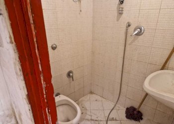 Interno - Magazzino Vicolo del Bologna 14, Roma (zona Trastevere) - foto 18