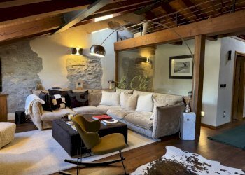 AFFITTO COURMAYEUR - SOGGIORNO E ZONA PRANZO - Appartamento Via Roma 73, Courmayeur - foto 2