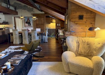 AFFITTO COURMAYEUR - SOGGIORNO E ZONA PRANZO - Appartamento Via Roma 73, Courmayeur - foto 7