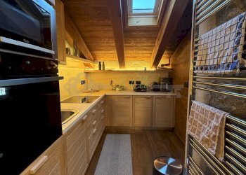 AFFITTO COURMAYEUR - CUCINA SEPARATA - Appartamento Via Roma 73, Courmayeur - foto 11