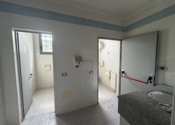 IMG_5623.jpeg - Commercial Premises Via Vincenzo Chiarugi 10, Rovigo - photo 11