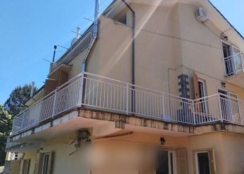 779403686.jpg - Appartamento Via Olivella Caminata 36, Casarza Ligure - foto 2