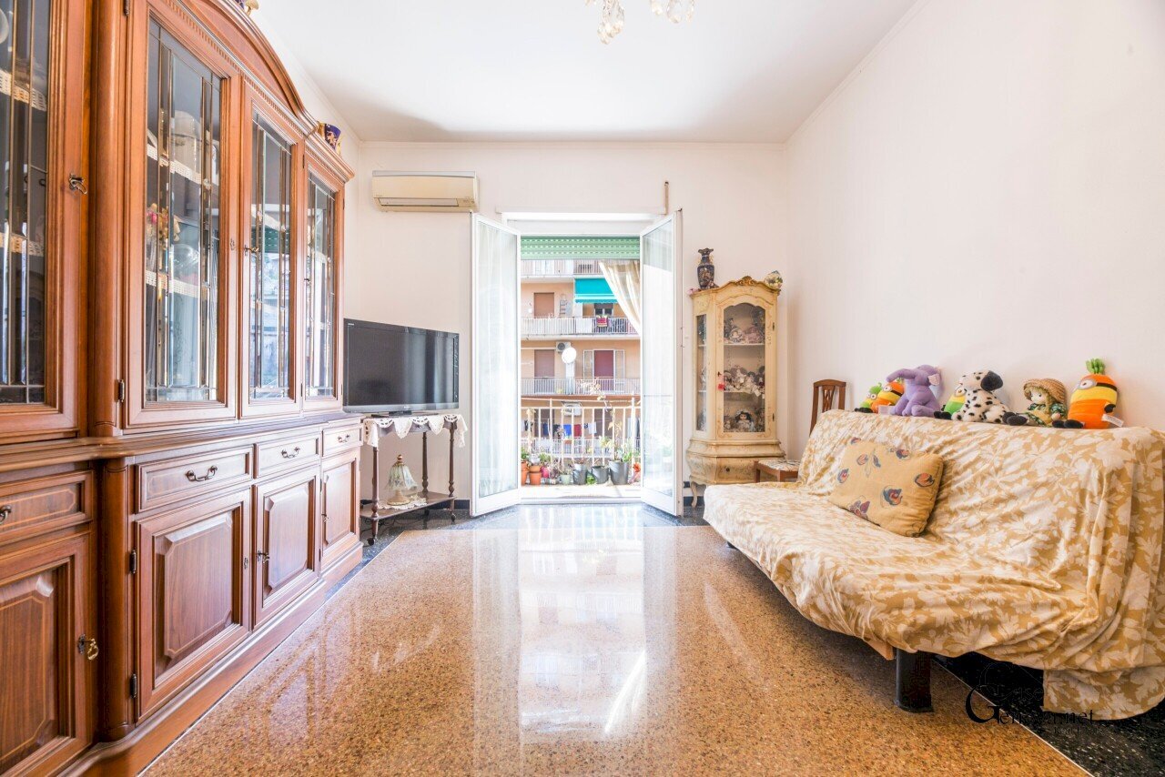 IMG_2050.jpg - Appartamento Via Fereggiano 173, Genova (zona Marassi) - foto 1