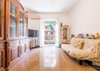 IMG_2050.jpg - Appartamento Via Fereggiano 173, Genova (zona Marassi) - foto 1