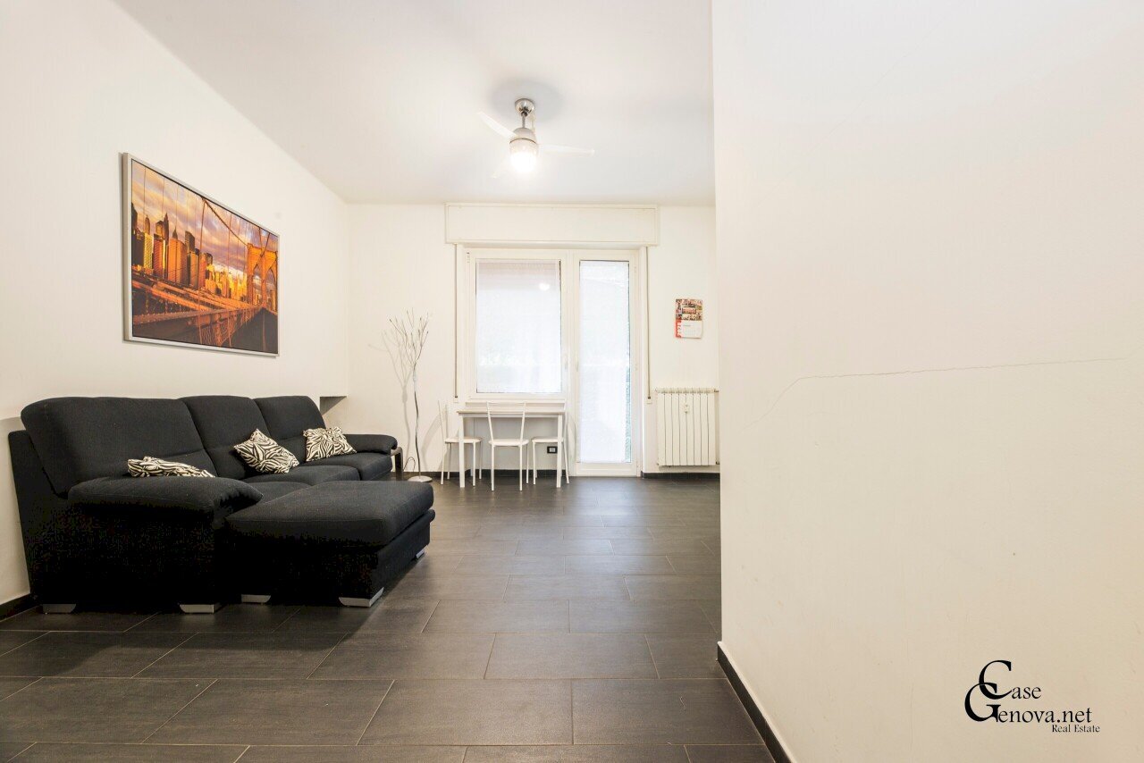 IMG_8418.jpg - Appartamento Via Giovanni Descalzo 20, Genova (zona Marassi) - foto 2