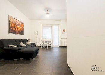 IMG_8418.jpg - Appartamento Via Giovanni Descalzo 20, Genova (zona Marassi) - foto 2