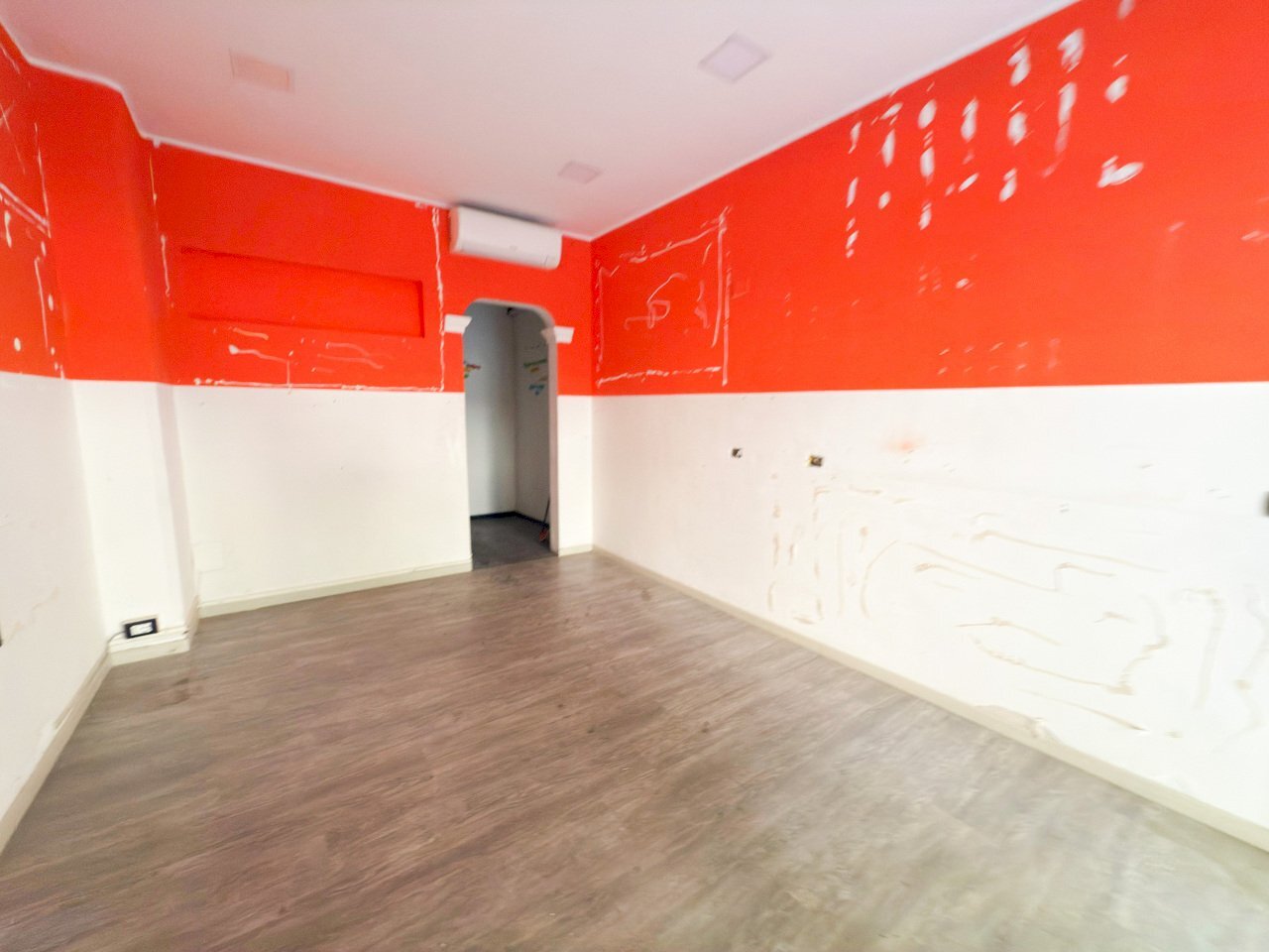 3.jpg - Locale Commerciale Corso Sardegna 264, Genova (zona Marassi) - foto 3