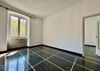 IMG_0356.jpg - Appartamento Via Smirne 2, Genova (zona Foce) - foto 8