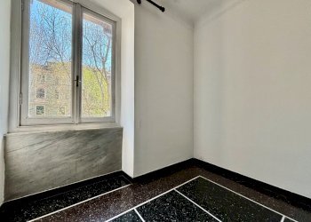 IMG_0360.jpg - Appartamento Via Smirne 2, Genova (zona Foce) - foto 12