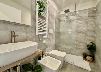 IMG_0128.jpg - Trilocale Via dei Santi Giacomo e Filippo 31, Genova (zona Marassi) - foto 13