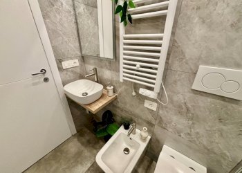 IMG_0131.jpg - Trilocale Via dei Santi Giacomo e Filippo 31, Genova (zona Marassi) - foto 14