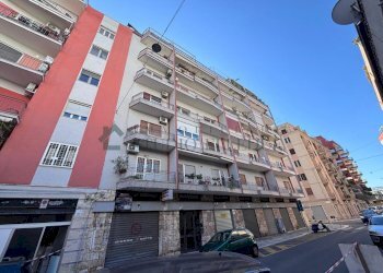 WhatsApp Image 2026-04-08 at 17.26.57 (2).jpeg - Quadrilocale Via Tenente Casale Y. Figoroa 14, Bari - foto 3